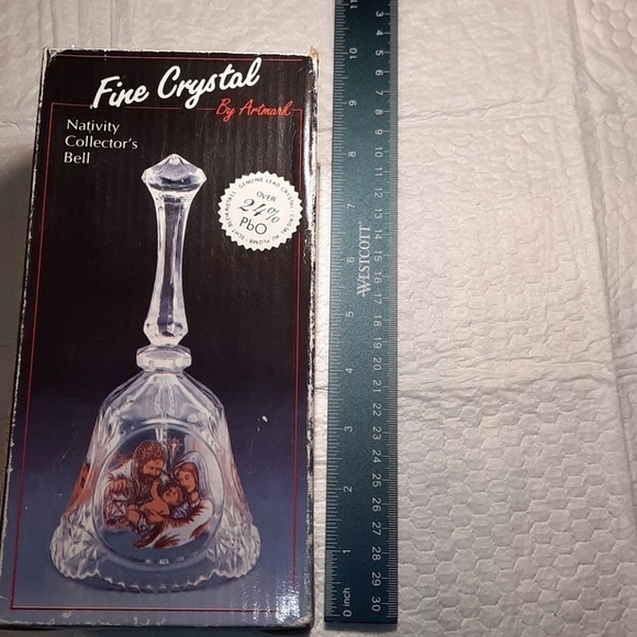 Artmark Fine Crystal Bell - Picture 5 of 6